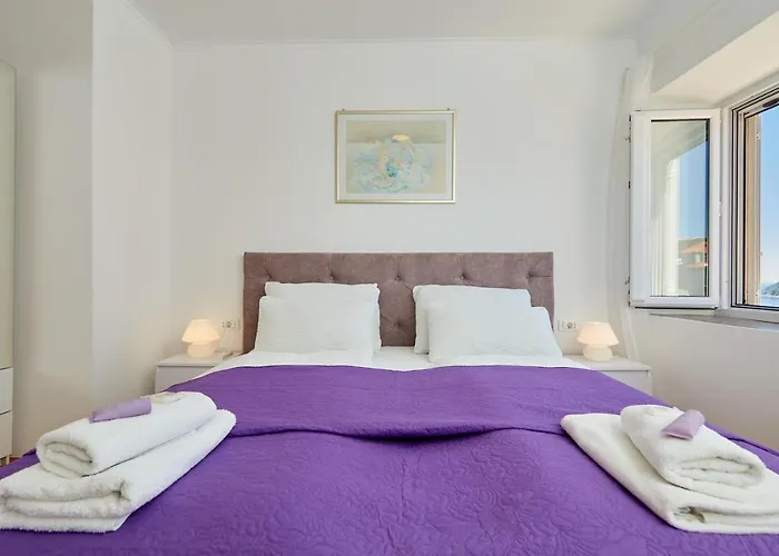 Holiday Home Festina Lente