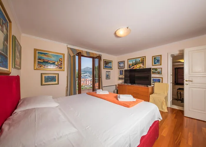 Holiday Home Lapad Beach Royal