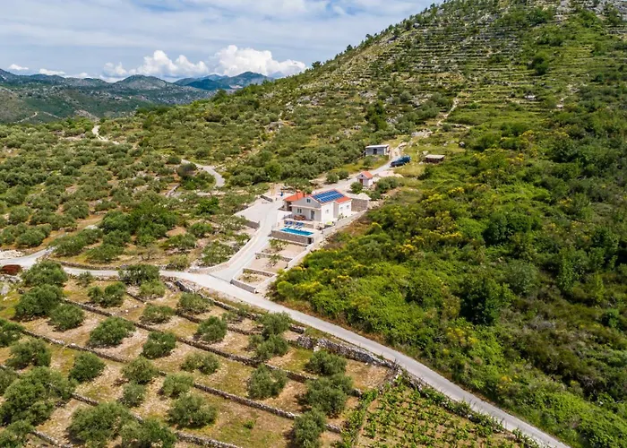 Villa M - Dubrovnik By Villas Guide