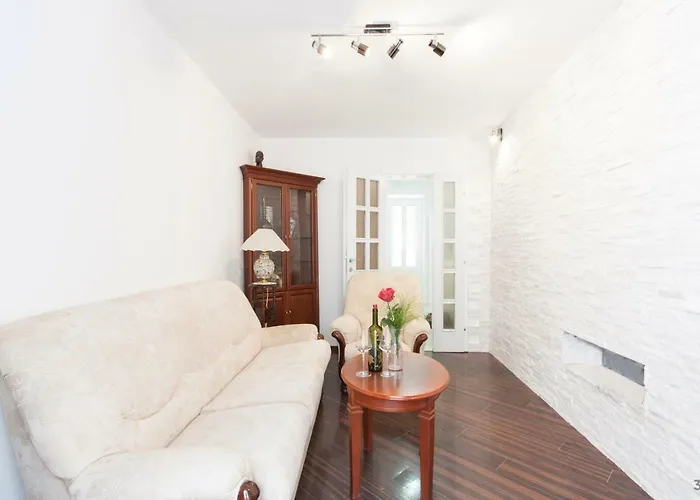 Holiday Home Revelin- Great Location